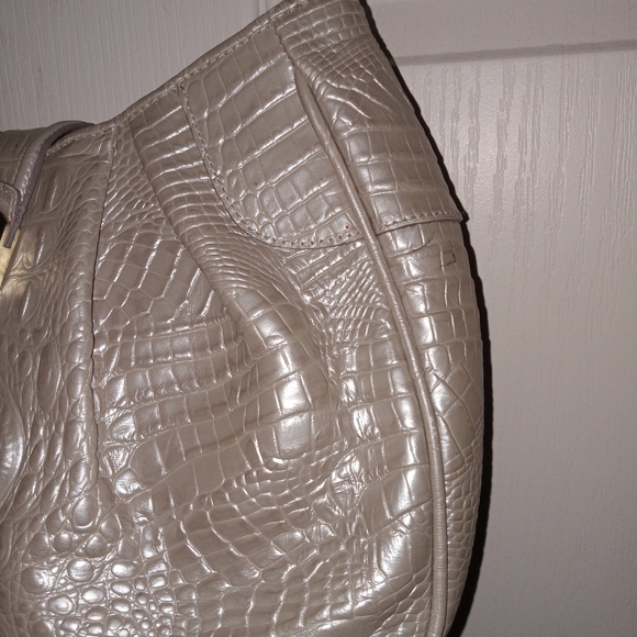 BRAHMIN - Picture 3 of 11